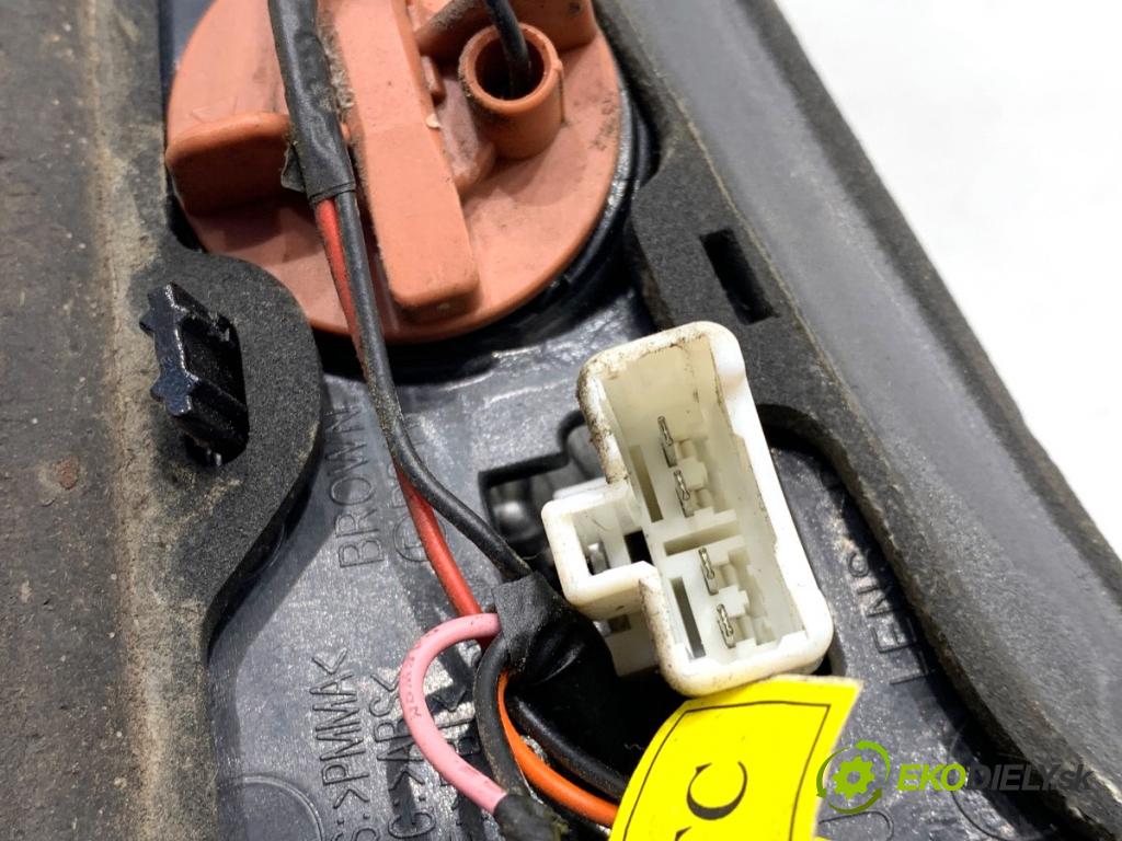 KIA OPTIMA sedan 2012 100 kW 1.7 CRDi 1685 světlo zadní část pravá vnitřní 92404-2T0 (Klika dveří ostatní)