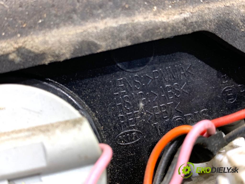 KIA OPTIMA sedan 2012 100 kW 1.7 CRDi 1685 světlo zadní část pravá vnitřní 92404-2T0 (Klika dveří ostatní)