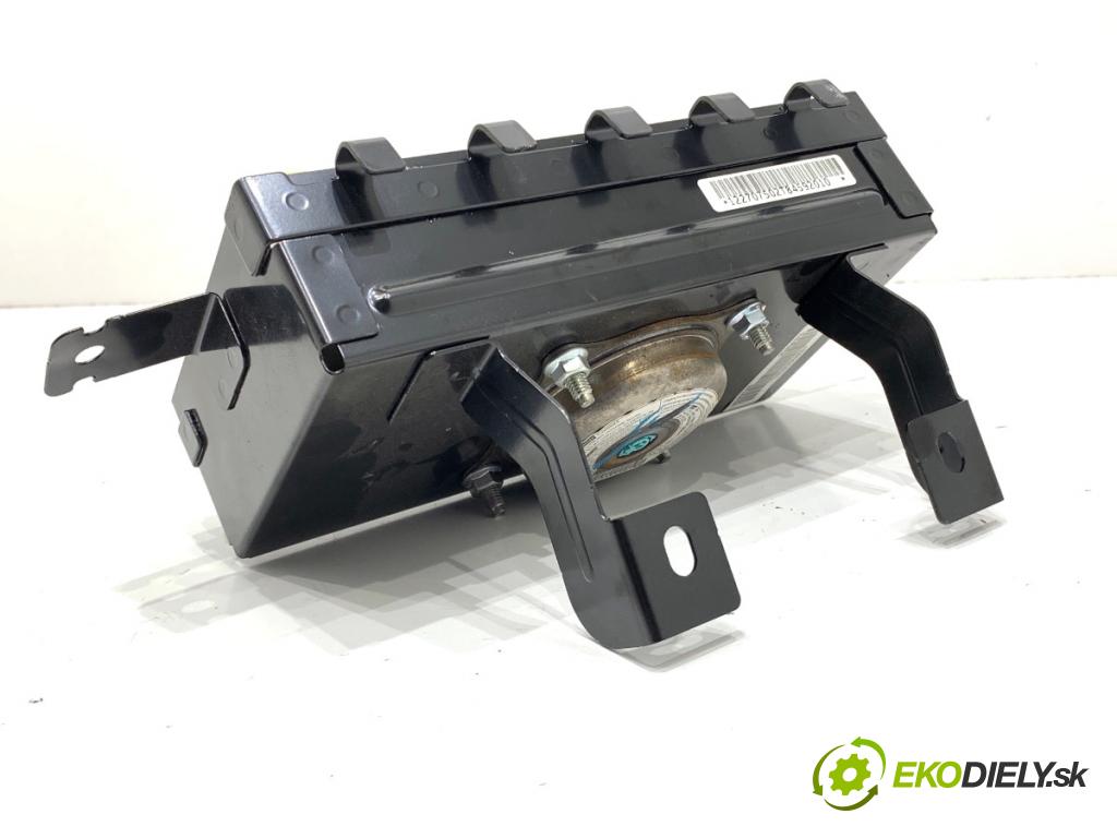 KIA OPTIMA sedan 2012 100 kW 1.7 CRDi 1685 AirBag spolujezdce 845302T000 (Airbag)