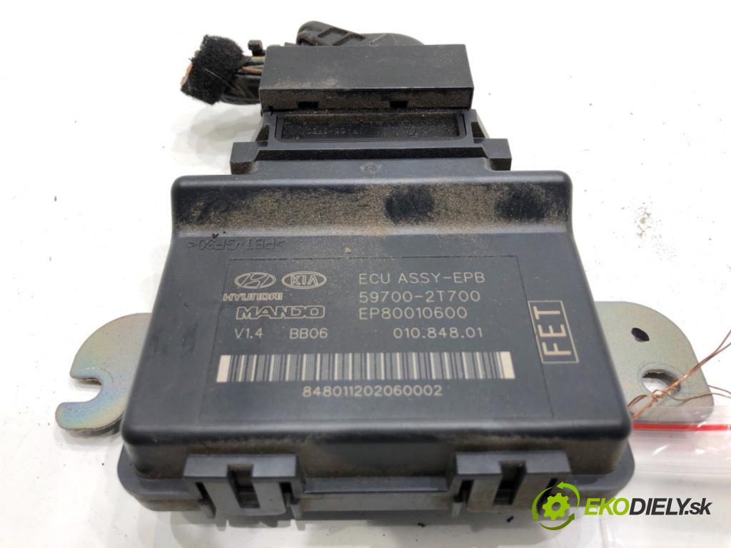 KIA OPTIMA sedan 2012 100 kW 1.7 CRDi 1685 modul brzdy ruční brzdy 59700-2T700