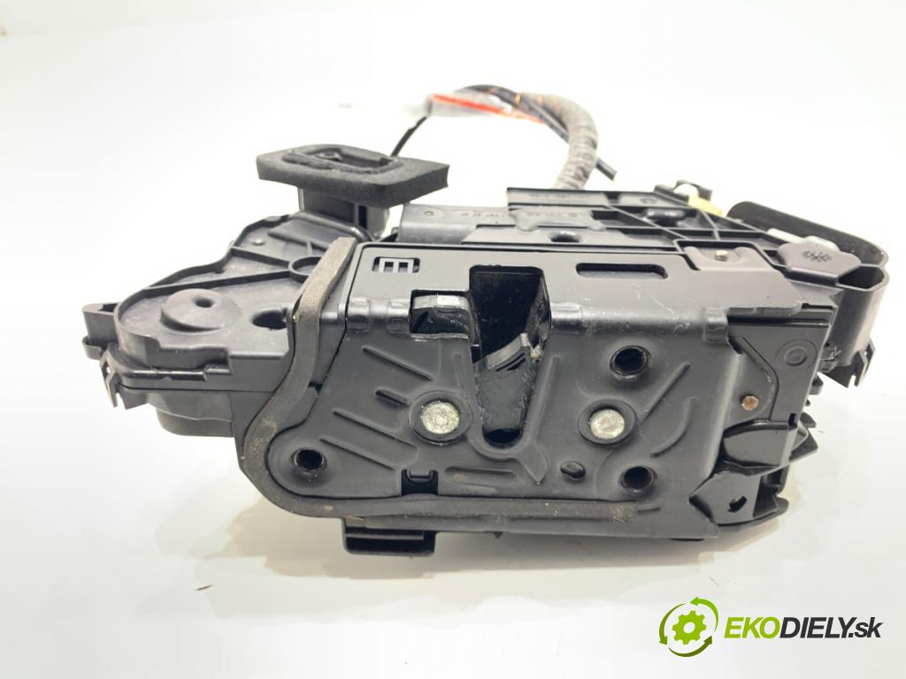 SKODA SUPERB III Kombi 2020 160 kW 1.4 TSI iV 1395 zámok dveře levý přední část 5TB837015C