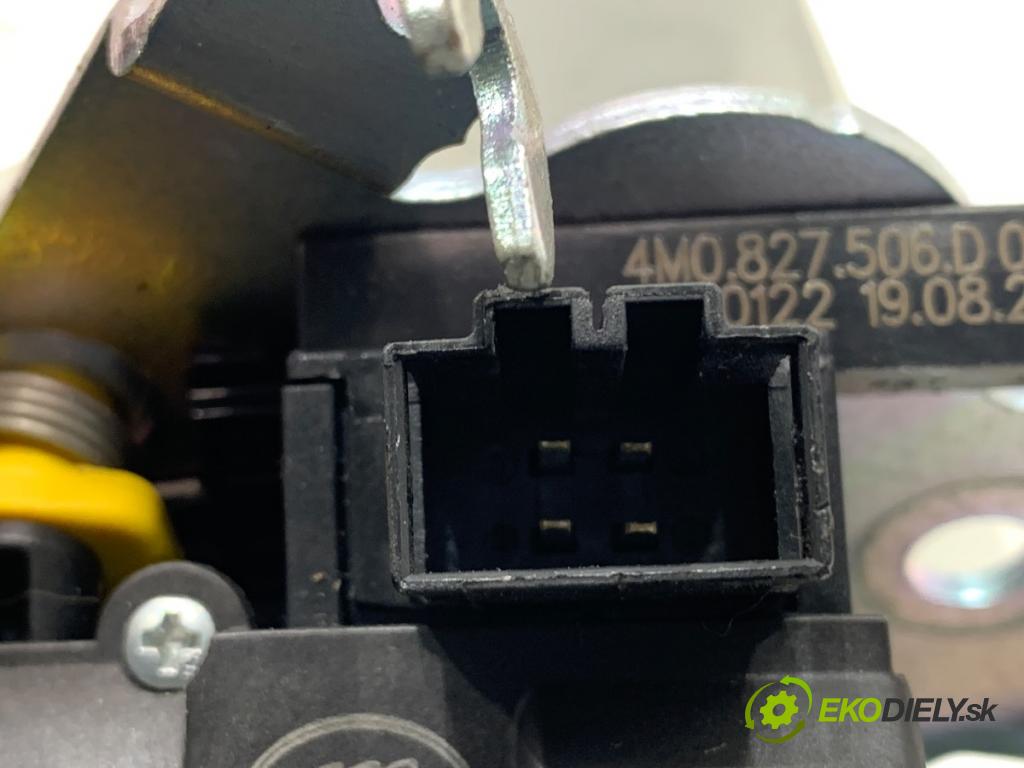 SKODA SUPERB III Kombi 2020 160 kW 1.4 TSI iV 1395 zámok dverí zad 4M0827506D