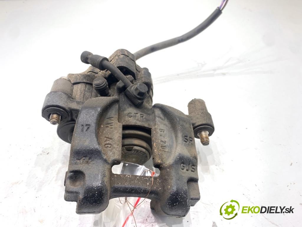 SKODA SUPERB III Kombi 2020 160 kW 1.4 TSI iV 1395 brzdič třmen pravý zadní část 3Q0615406AE