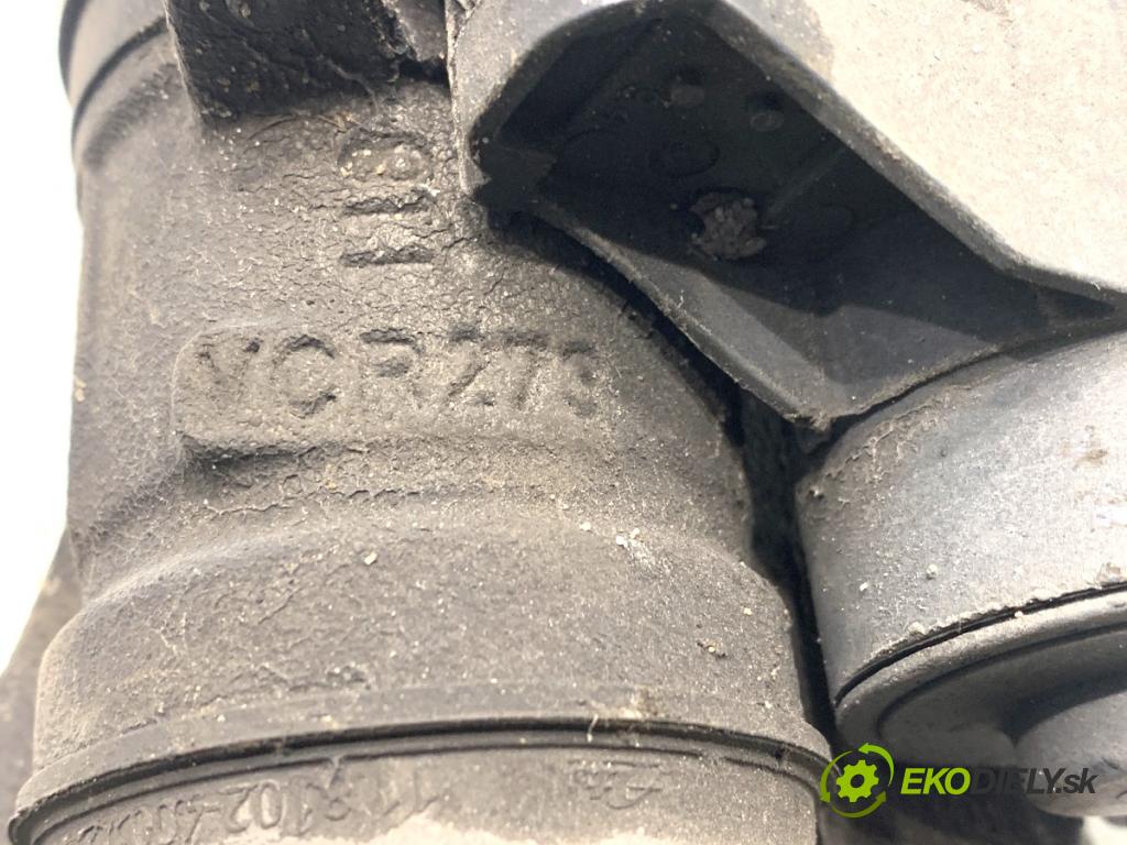 SKODA SUPERB III Kombi 2020 160 kW 1.4 TSI iV 1395 brzdič třmen pravý zadní část 3Q0615406AE