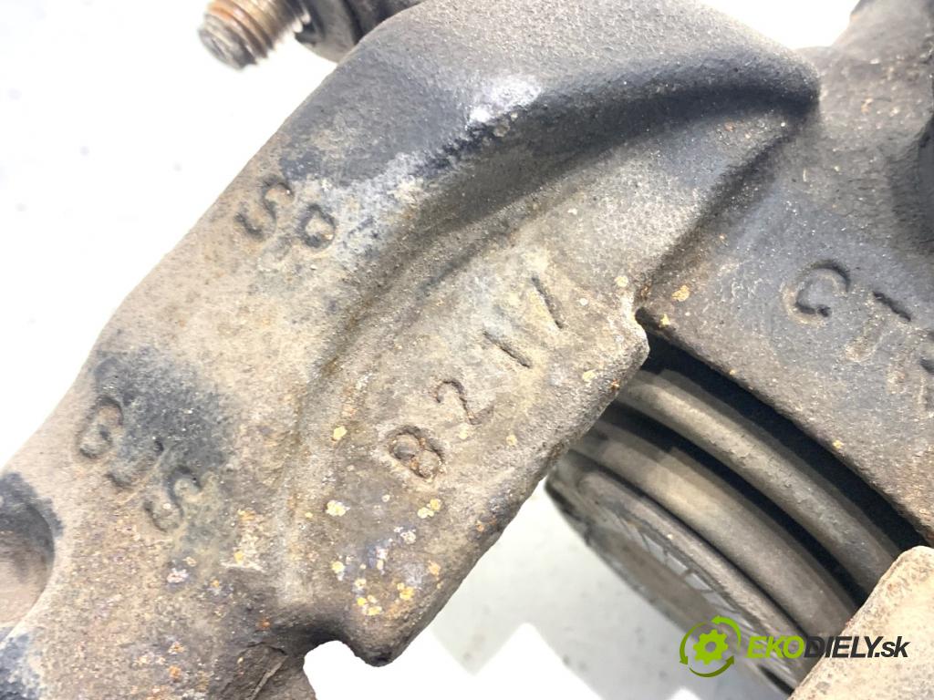 SKODA SUPERB III Kombi 2020 160 kW 1.4 TSI iV 1395 brzdič třmen levý zadní část 3Q0615405AE