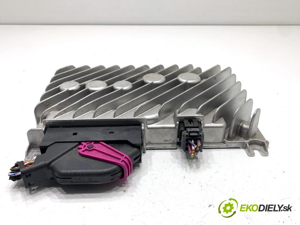 SKODA SUPERB III Kombi 2020 160 kW 1.4 TSI iV 1395 zesilovač 3G0035466 (Zesilovač)