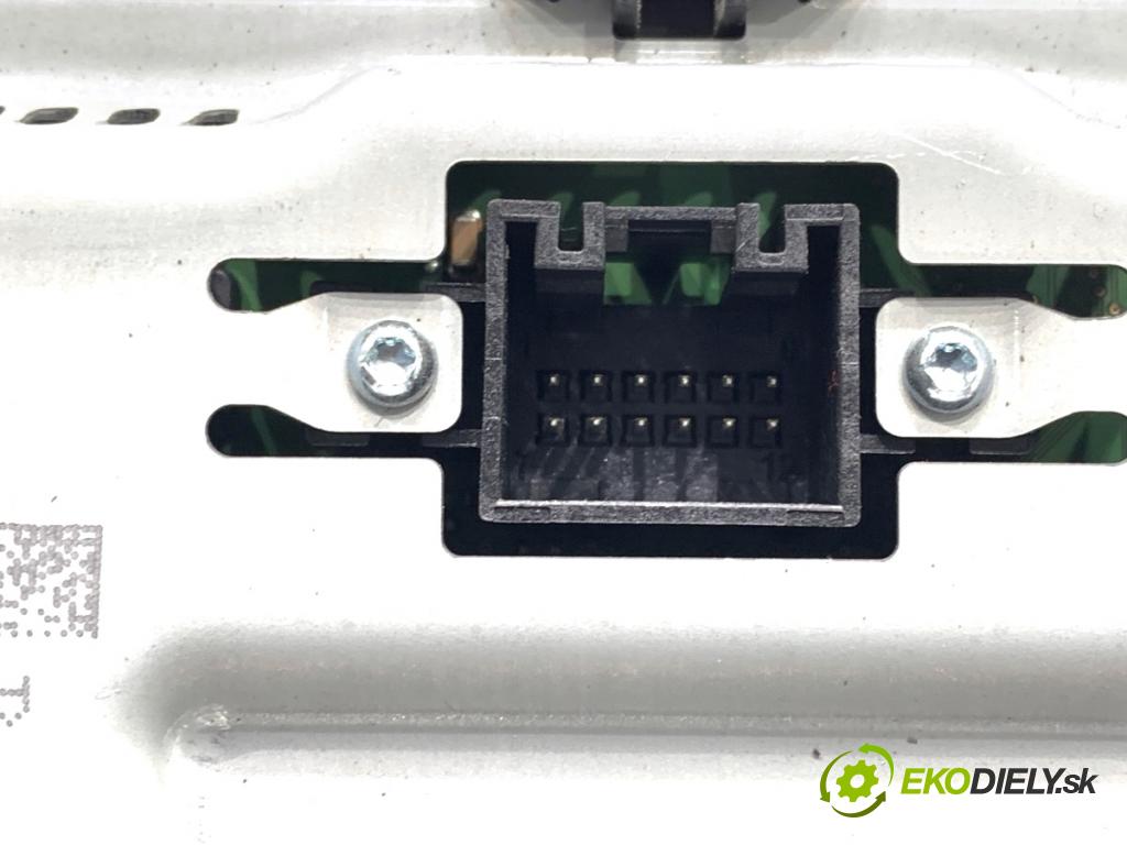 SKODA SUPERB III Kombi 2020 160 kW 1.4 TSI iV 1395 Dislpej 3V0919606D (Prístrojová doska)