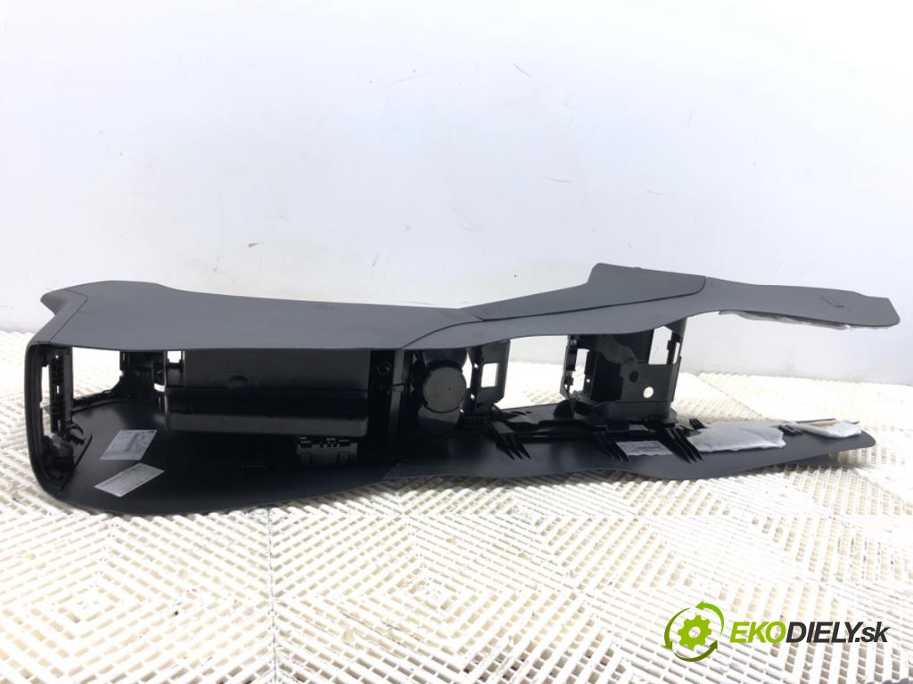 SKODA SUPERB III Kombi 2020 160 kW 1.4 TSI iV 1395 Tunel středový  (Středový tunel)