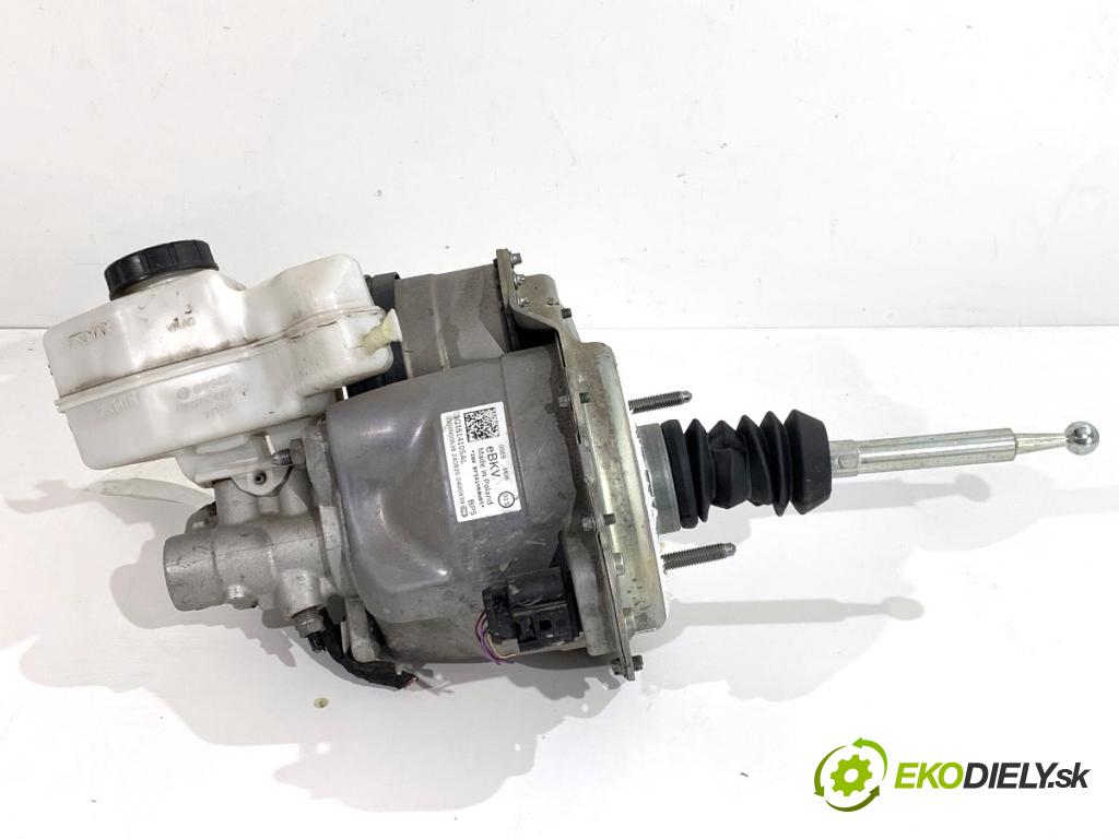 SKODA SUPERB III Kombi 2020 160 kW 1.4 TSI iV 1395 posilovač bŕzd 3Q1614105AL