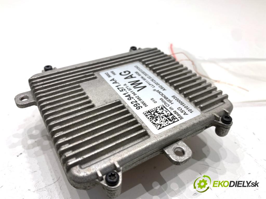 SKODA SUPERB III Kombi 2020 160 kW 1.4 TSI iV 1395 měnič XENON 992941571AA (Řídící jednotka xenonu)