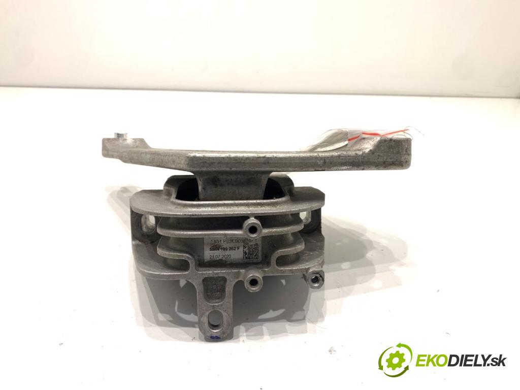 SKODA SUPERB III Kombi 2020 160 kW 1.4 TSI iV 1395 AirBag motora pravý 5WA199262F