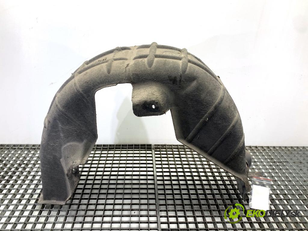 SKODA SUPERB III Kombi 2020 160 kW 1.4 TSI iV 1395 podblatník levý zadní část 