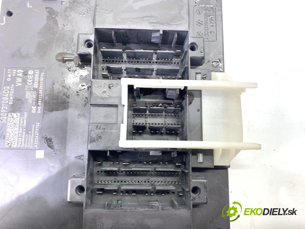 SKODA SUPERB III Kombi 2020 160 kW 1.4 TSI iV 1395 Modul komfortu 5Q0937084DQ (Modul komfortu)