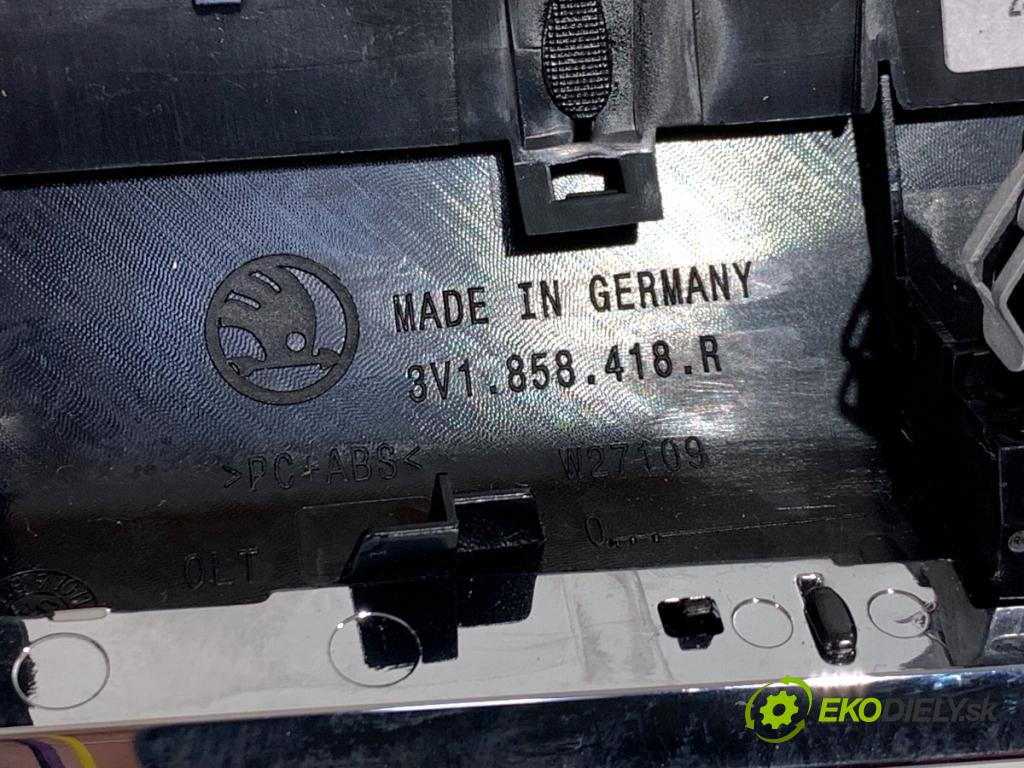 SKODA SUPERB III Kombi 2020 160 kW 1.4 TSI iV 1395 lišty kryt 3V1858418R 3V1858415D (Lišta)