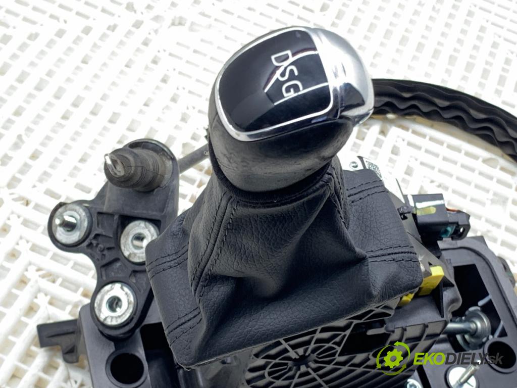 SKODA SUPERB III Kombi 2020 160 kW 1.4 TSI iV 1395 Kulisa 3Q1713023AJ (Rýchlostná páka (kulisa))