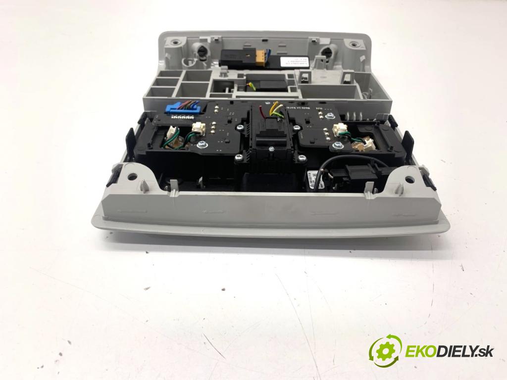 SKODA SUPERB III Kombi 2020 160 kW 1.4 TSI iV 1395 světlo stropní