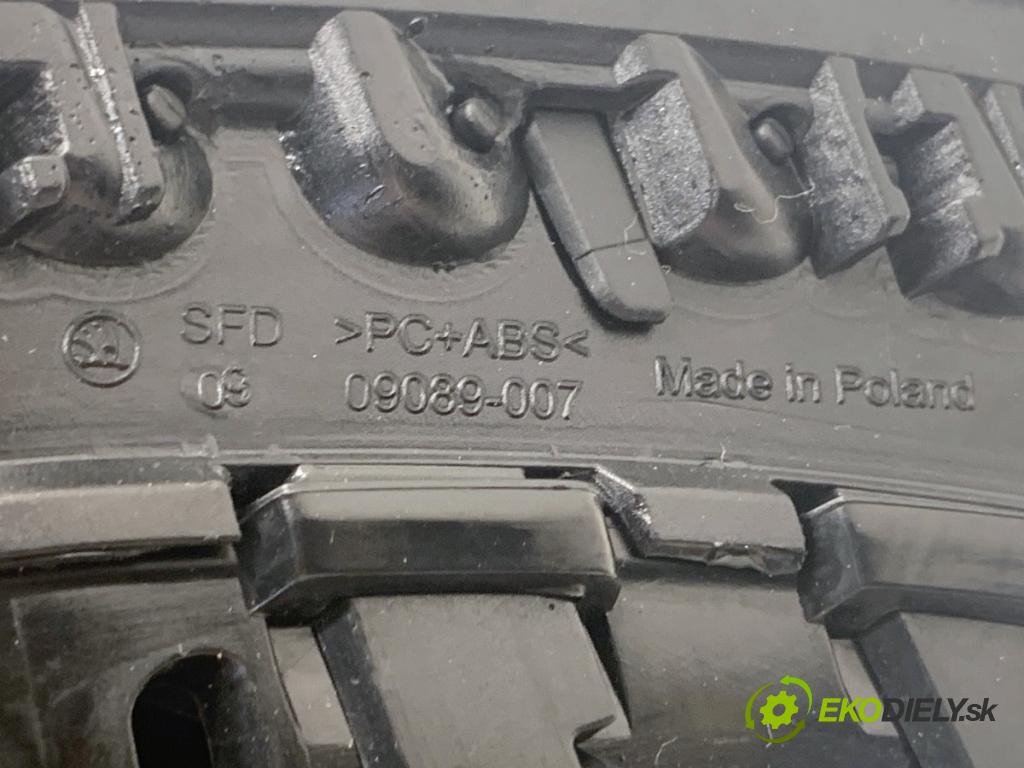 SKODA SUPERB III Kombi 2020 160 kW 1.4 TSI iV 1395 mří topení přední část 3V0820951D