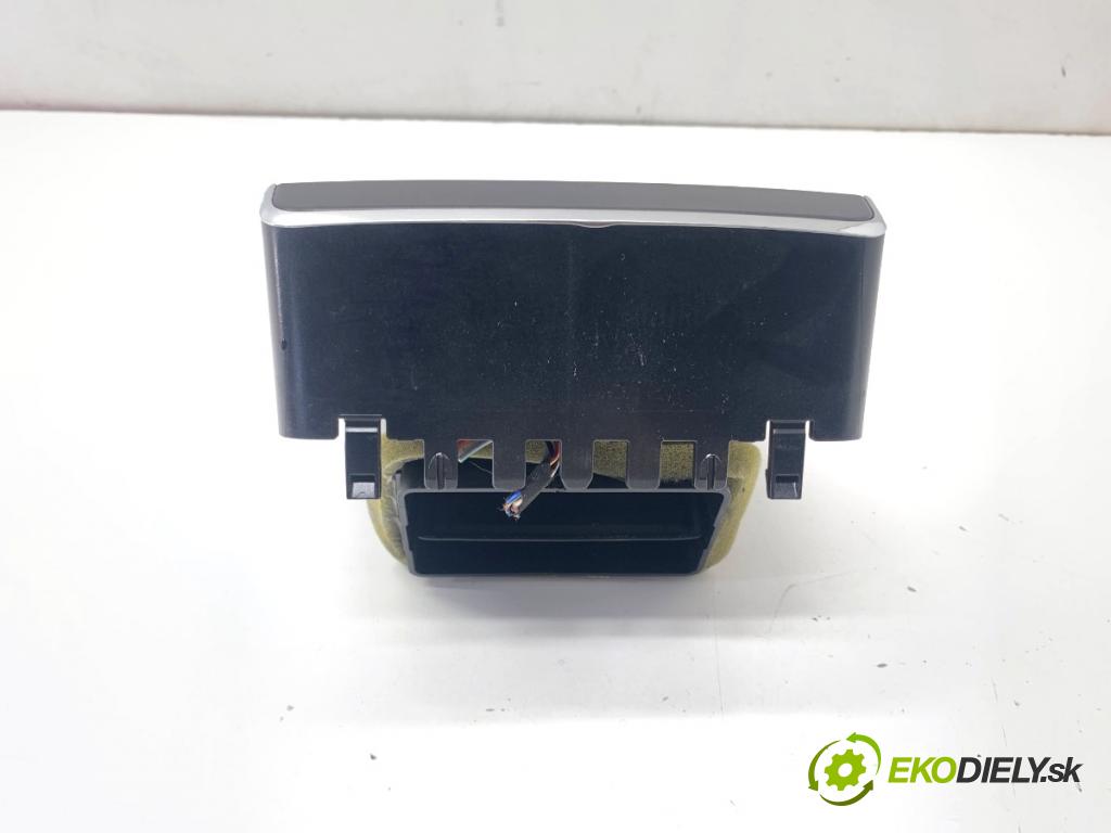 SKODA SUPERB III Kombi 2020 160 kW 1.4 TSI iV 1395 mří topení zadní část 3V0907049E