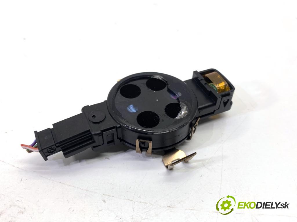 SKODA SUPERB III Kombi 2020 160 kW 1.4 TSI iV 1395 Snímač dažďa 5Q0955547C (Snímač dažďa)