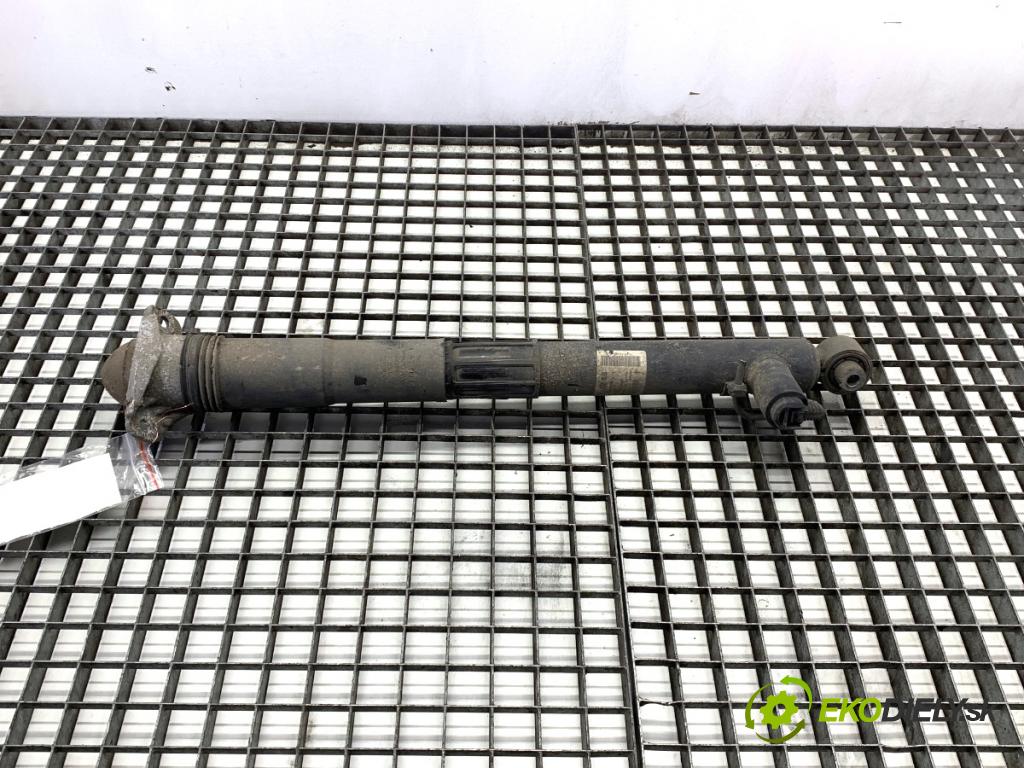 SKODA SUPERB III Kombi 2020 160 kW 1.4 TSI iV 1395 Tlmič pravy zad 3Q0512009BD