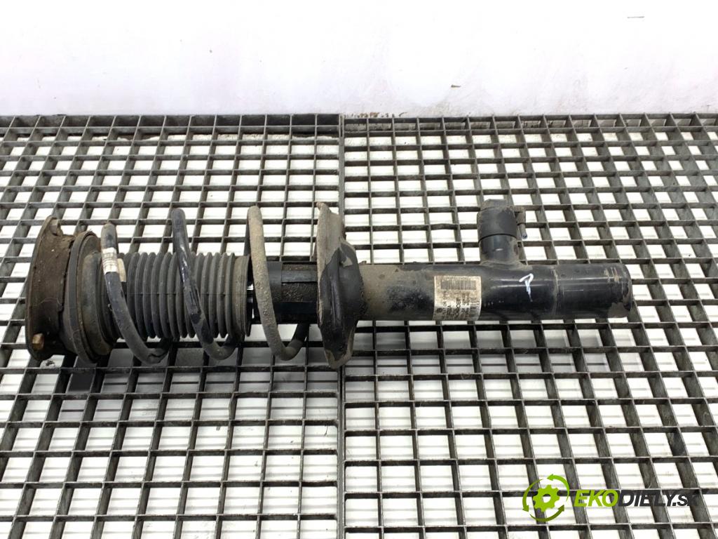 SKODA SUPERB III Kombi 2020 160 kW 1.4 TSI iV 1395 Tlmič pravy predný ZE 3Q0413032A