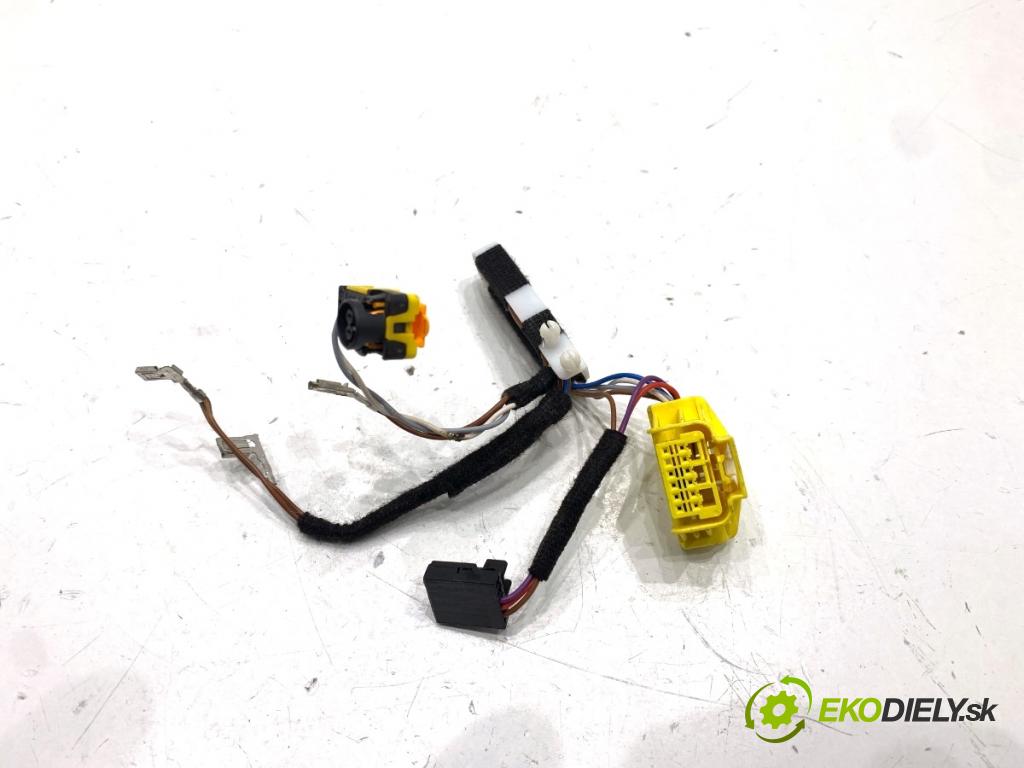 SKODA SUPERB III Kombi 2020 160 kW 1.4 TSI iV 1395 Káblovačka silentbloku airbag 4H0972208D