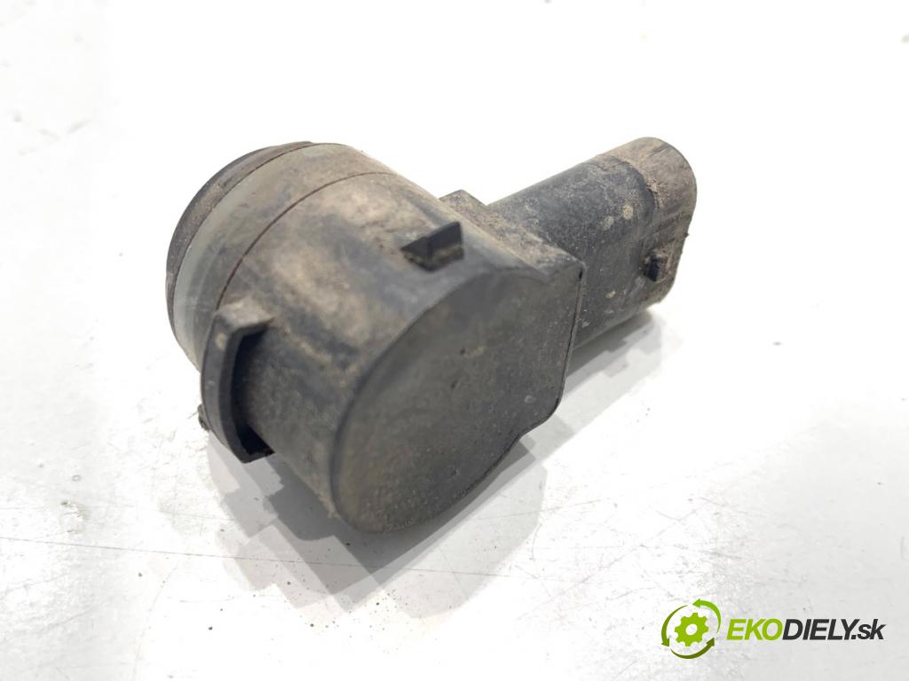 SKODA SUPERB III Kombi 2020 160 kW 1.4 TSI iV 1395 Snímač PDC 5Q0919275B