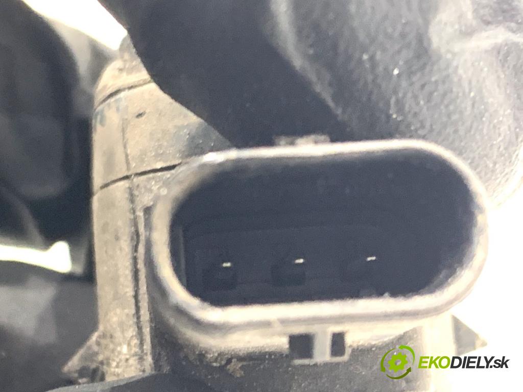 SKODA SUPERB III Kombi 2020 160 kW 1.4 TSI iV 1395 Snímač PDC 5Q0919275B