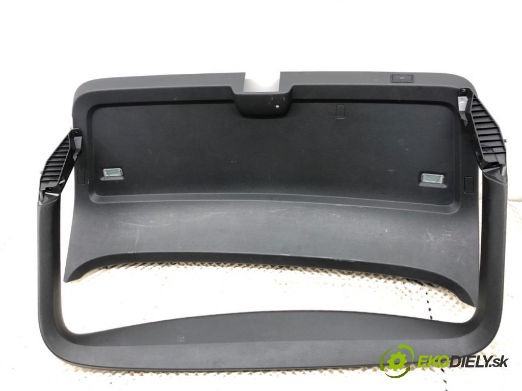 SKODA SUPERB III Kombi 2020 160 kW 1.4 TSI iV 1395 tapacír dverí kufra 3V9867975 3V9867605