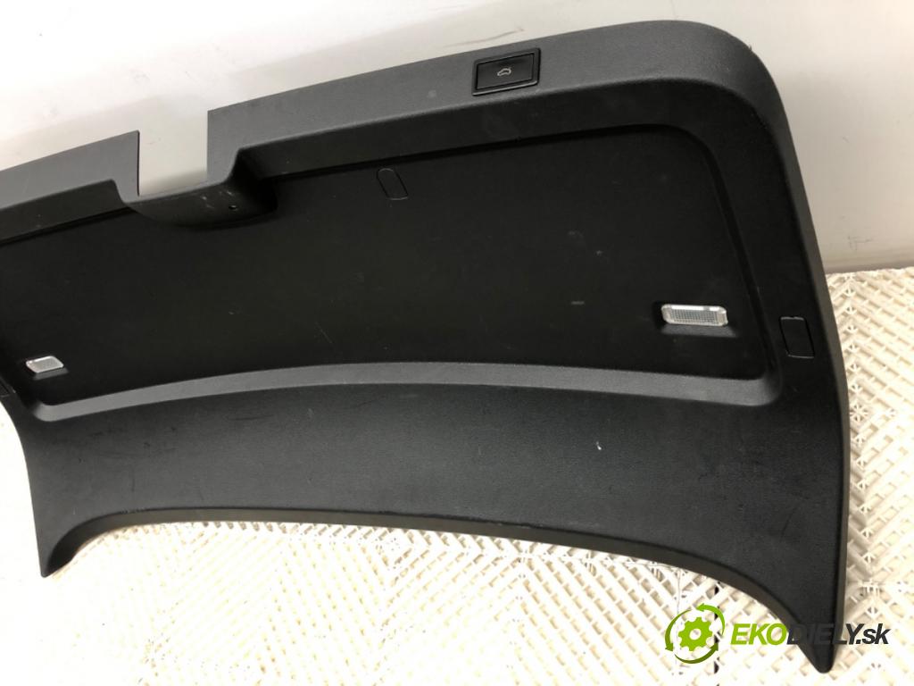 SKODA SUPERB III Kombi 2020 160 kW 1.4 TSI iV 1395 tapacír dverí kufra 3V9867975 3V9867605