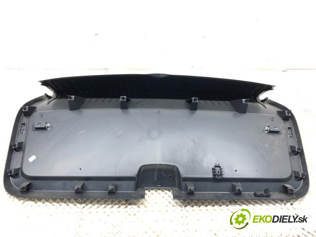 SKODA SUPERB III Kombi 2020 160 kW 1.4 TSI iV 1395 tapacír dverí kufra 3V9867975 3V9867605