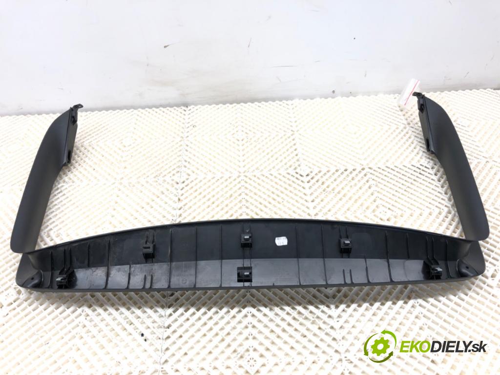 SKODA SUPERB III Kombi 2020 160 kW 1.4 TSI iV 1395 tapacír dverí kufra 3V9867975 3V9867605