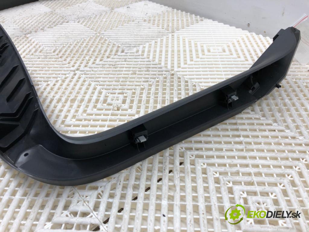 SKODA SUPERB III Kombi 2020 160 kW 1.4 TSI iV 1395 tapacír dverí kufra 3V9867975 3V9867605