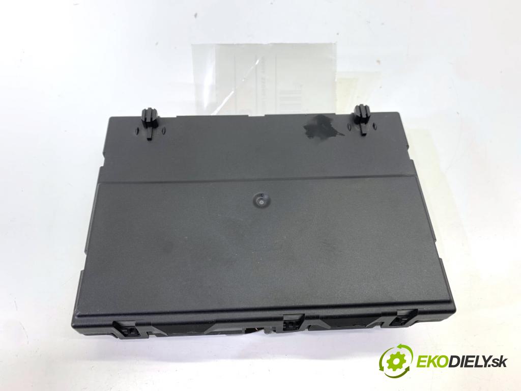 SKODA SUPERB III Kombi 2020 160 kW 1.4 TSI iV 1395 modul sedačky levý 3Q0959760E