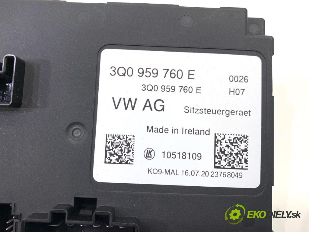 SKODA SUPERB III Kombi 2020 160 kW 1.4 TSI iV 1395 modul sedačky levý 3Q0959760E