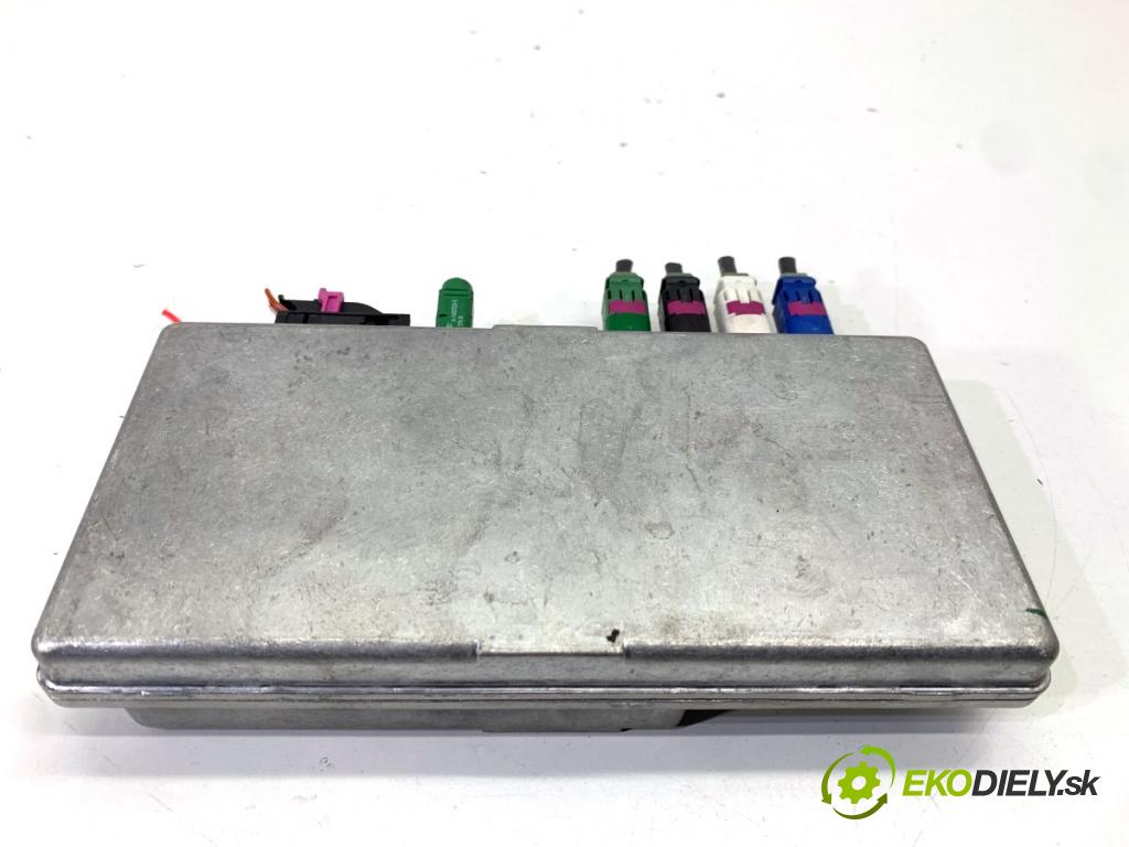 SKODA SUPERB III Kombi 2020 160 kW 1.4 TSI iV 1395 modul KAMERY 360 3Q0959760E