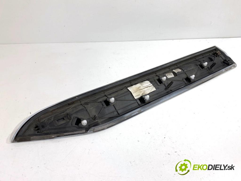 SKODA SUPERB III Kombi 2020 160 kW 1.4 TSI iV 1395 Lišta Dvere pravy zad 3V0854950