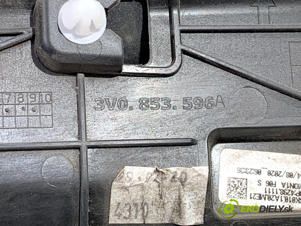 SKODA SUPERB III Kombi 2020 160 kW 1.4 TSI iV 1395 Lišta Dvere pravy zad 3V0854950
