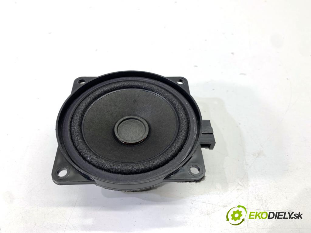 SKODA SUPERB III Kombi 2020 160 kW 1.4 TSI iV 1395 reproduktor 3V0035411E