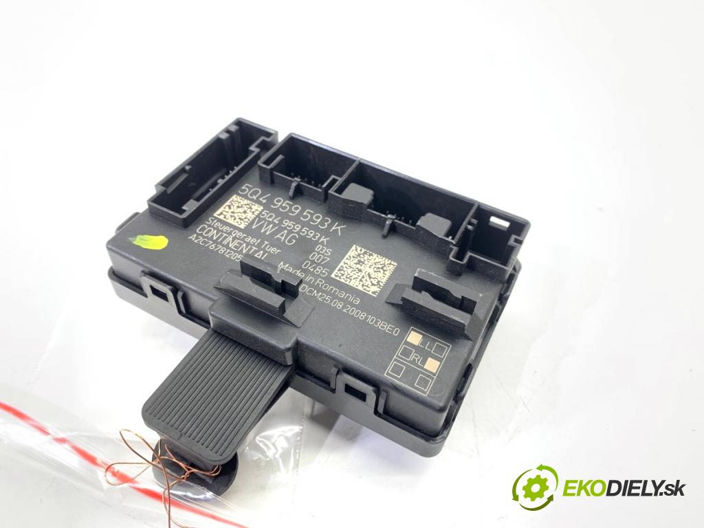 SKODA SUPERB III Kombi 2020 160 kW 1.4 TSI iV 1395 modul dveře přední část levý 5Q4959593K