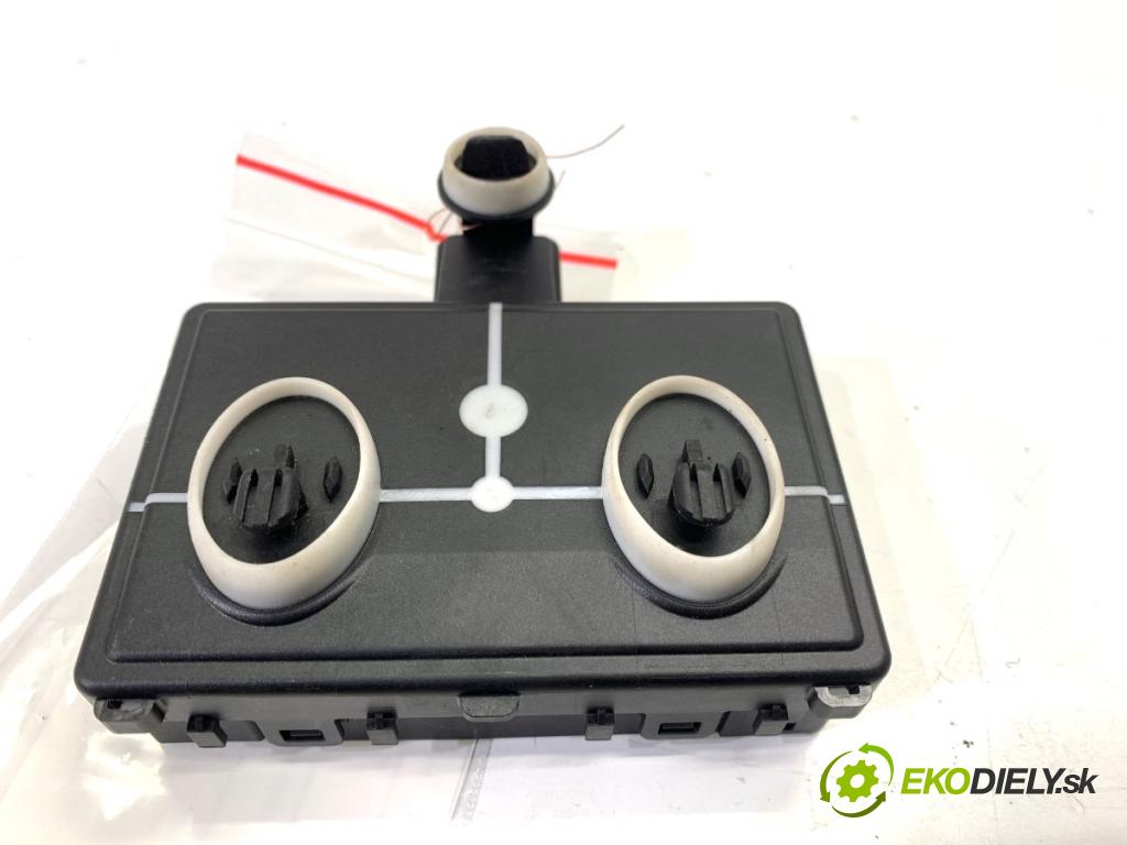 SKODA SUPERB III Kombi 2020 160 kW 1.4 TSI iV 1395 modul dveře přední část levý 5Q4959593K