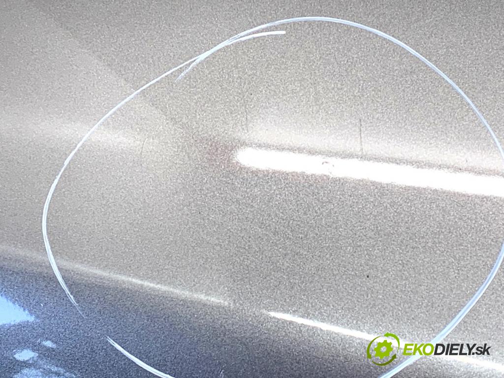PEUGEOT 308 II liftback 2020 96 kW 1.2 THP 130 1199 kapota zadní část EVLC