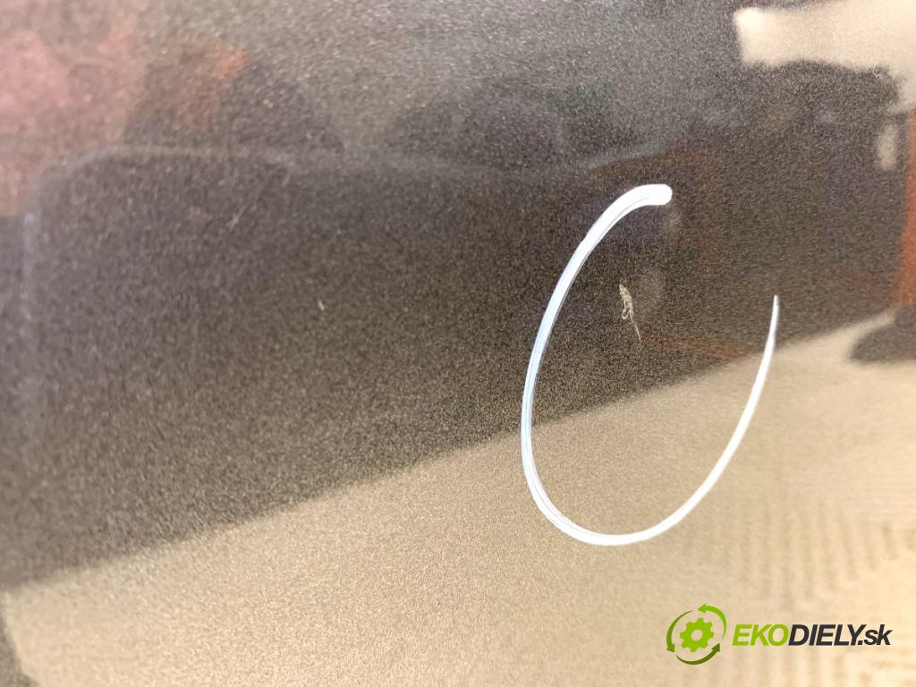 PEUGEOT 308 II liftback 2020 96 kW 1.2 THP 130 1199 dveře pravý zadní část EVLC