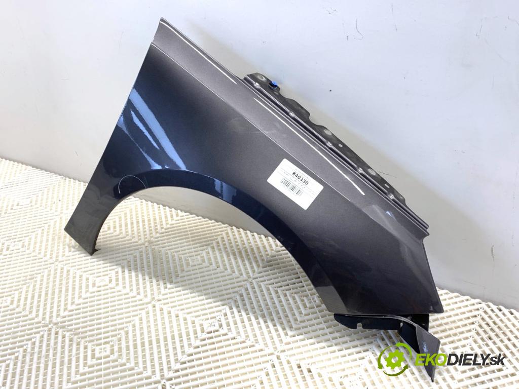 PEUGEOT 308 II liftback 2020 96 kW 1.2 THP 130 1199 blatník pravý přední část EVLC