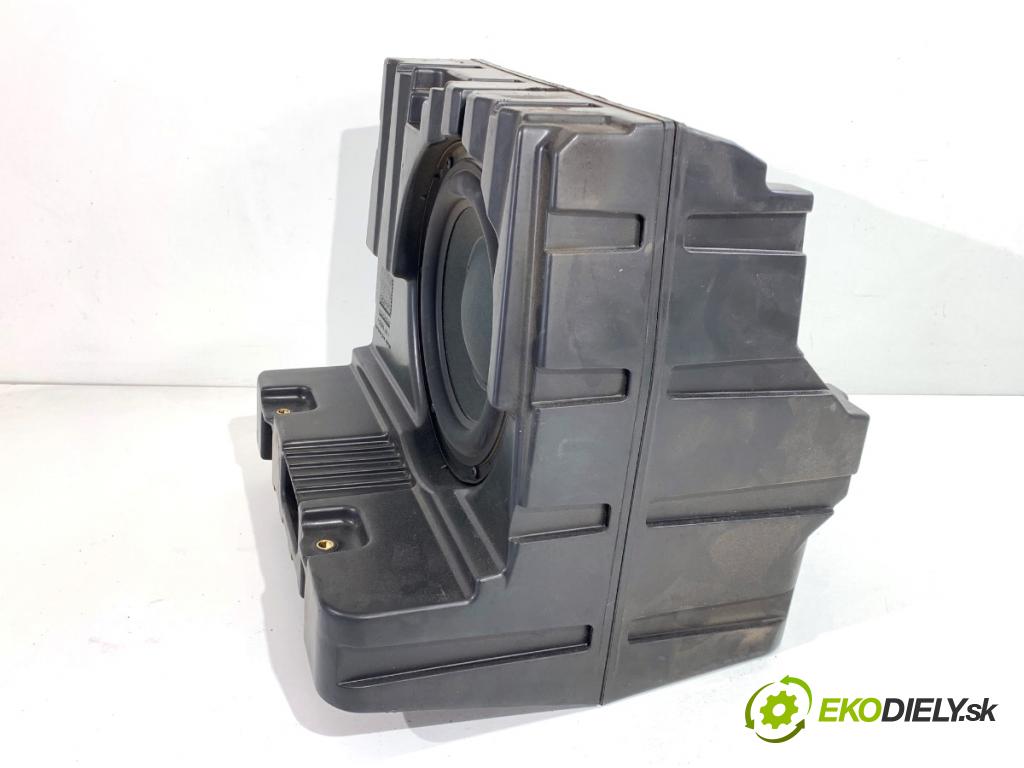 PORSCHE PANAMERA liftback 2010 294 kW 4.8 4S 4806 subwoofer 97064556503 (Audio zařízení)