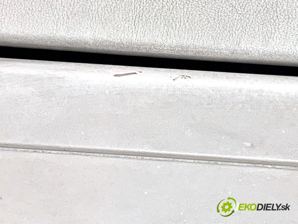 PORSCHE PANAMERA liftback 2010 294 kW 4.8 4S 4806 přihrádka kastlík spolujezdce 97055220409 (Přihrádka (kastlík))