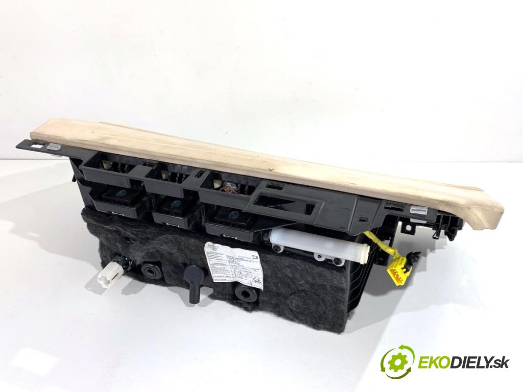 PORSCHE PANAMERA liftback 2010 294 kW 4.8 4S 4806 přihrádka kastlík spolujezdce 97055220409 (Přihrádka (kastlík))