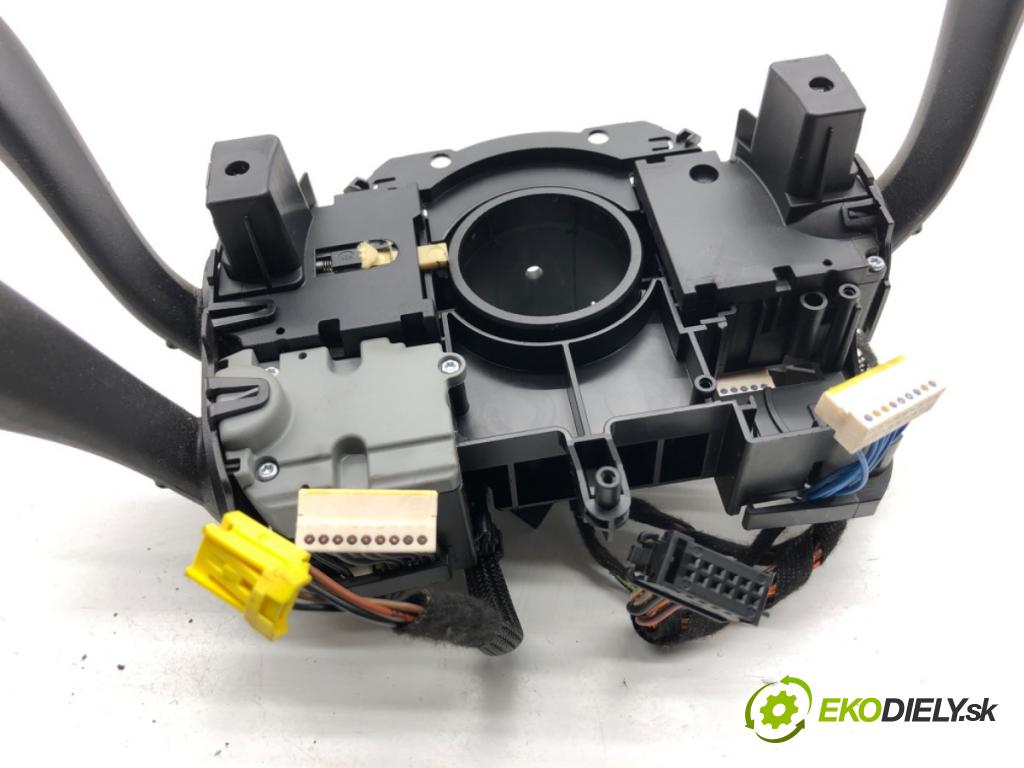 PORSCHE PANAMERA liftback 2010 294 kW 4.8 4S 4806 Prepínač kombinovaný  (Prepínacie páčky pod volantom)