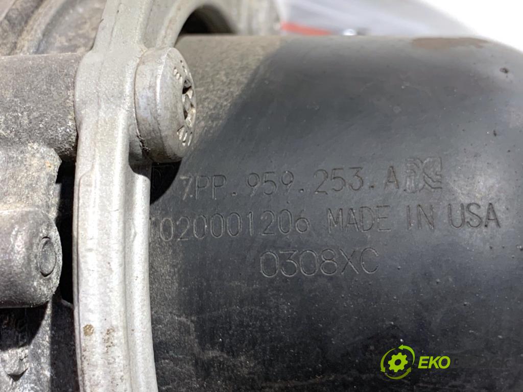 PORSCHE PANAMERA liftback 2010 294 kW 4.8 4S 4806 pumpa vzduchu sekundárního 7PP959253A (Topení, ventilace ostatní)