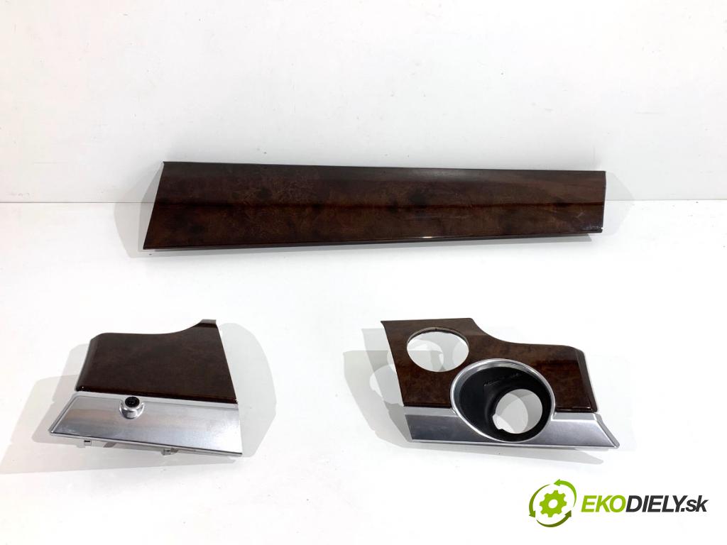 PORSCHE PANAMERA liftback 2010 294 kW 4.8 4S 4806 lišty kryt 97055238601 97055238101 (Lišta)